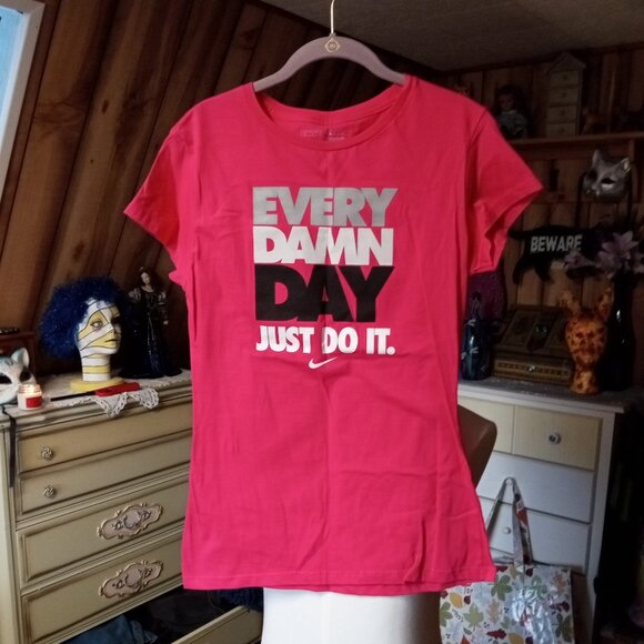 Tops - Womens T-Shirt (workout)